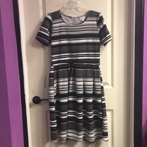 Gently used Large LuLaRoe Amelia
